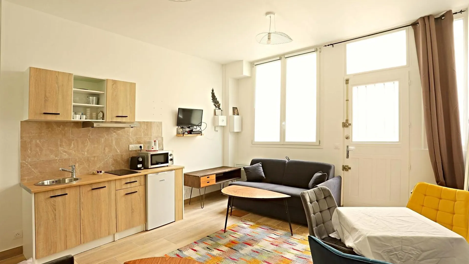 Loft Studio Marais Vertbois Paris Apartment
